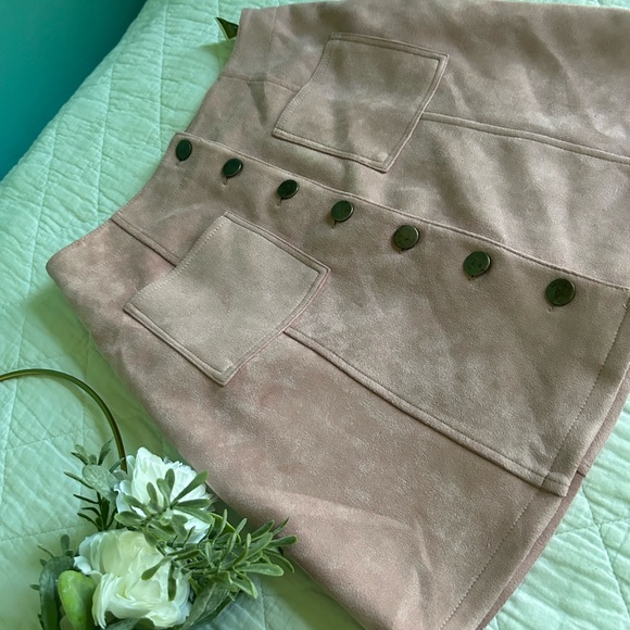 Limonata Retro Suede Like Mini Skirt - Picture 3 of 10